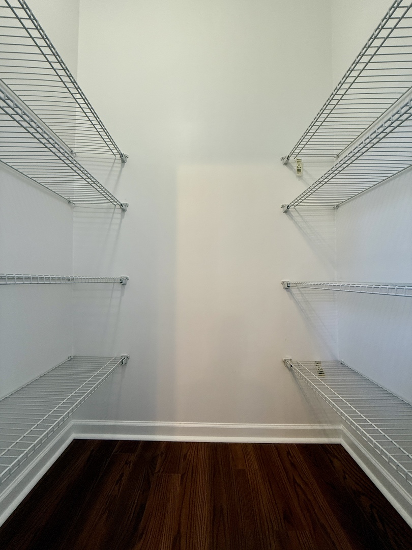 3235 South Racine Avenue, Unit 2M Chicago, IL 60608 - Photo 9 of 11 a view of small space