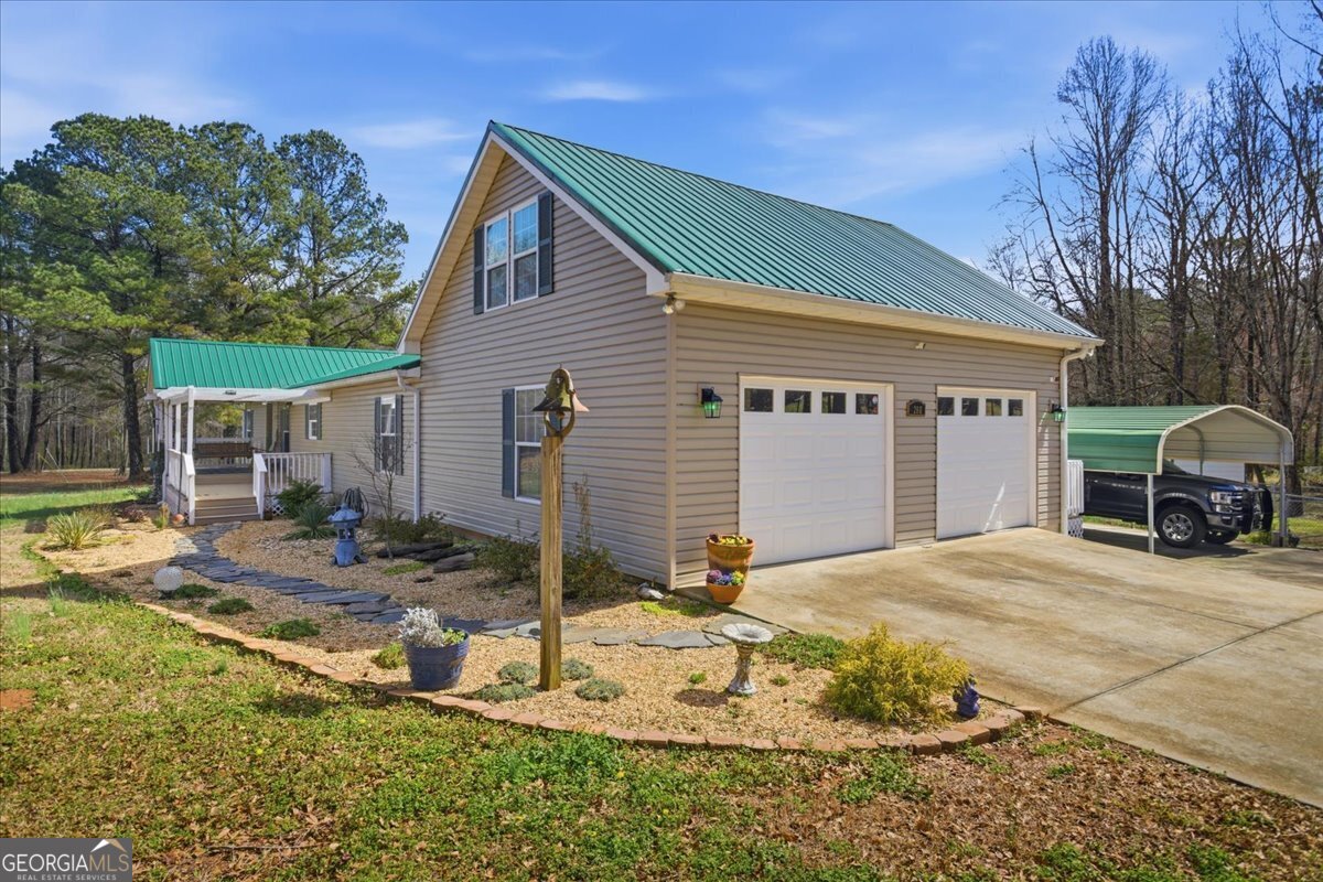 266 Payton Road Griffin, GA 30223 - Photo 28 of 48 a view of a house with backyard