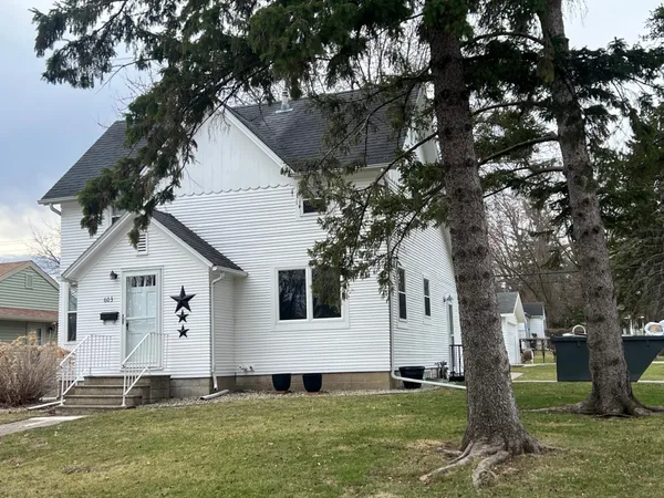 $239,900 | 603 East Academy Street, Owatonna, MN 55060