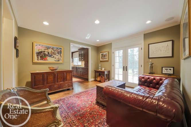 15 Provencal Road Grosse Pointe Farms, MI 48236 - Photo 16 of 50
