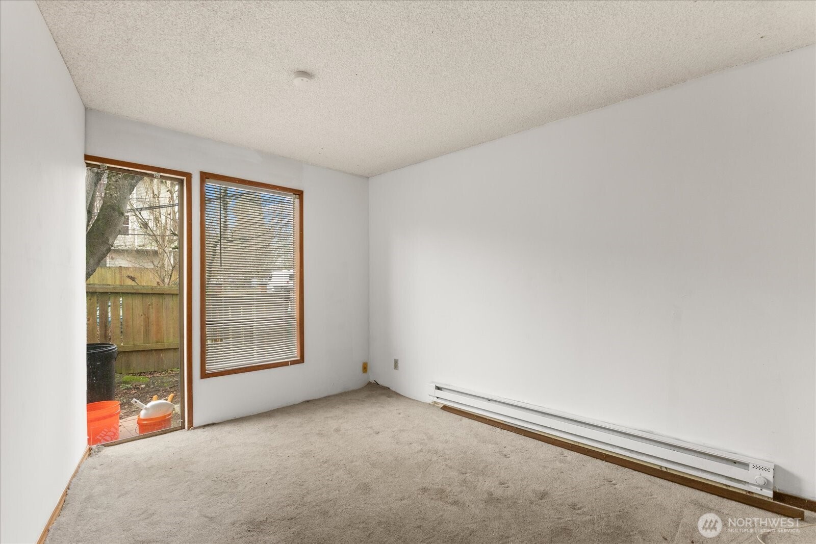 9256 Interlake Avenue North Seattle, WA 98103 - Photo 32 of 40