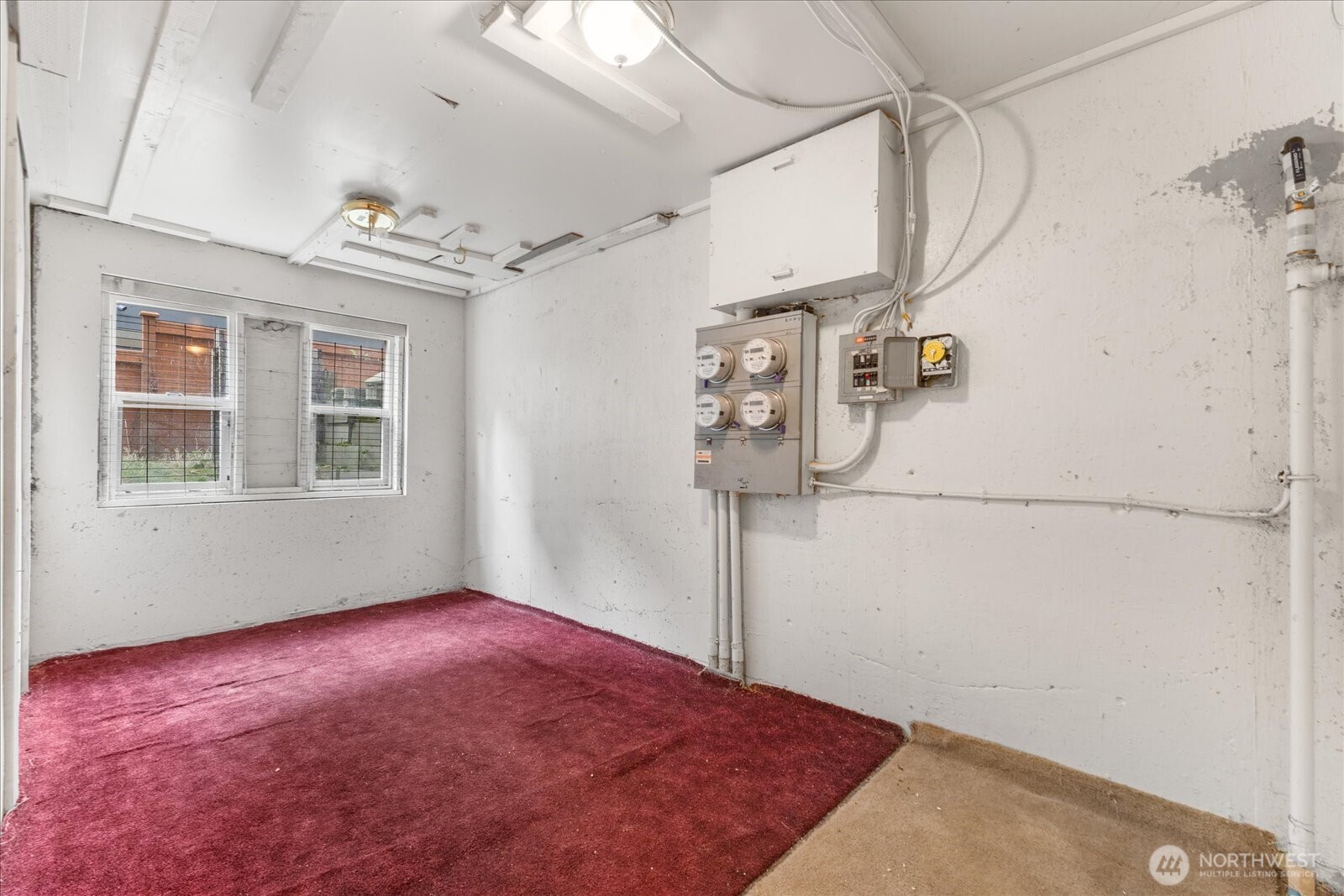 9256 Interlake Avenue North Seattle, WA 98103 - Photo 39 of 40