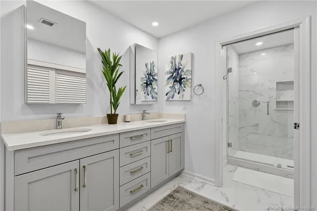 $439,000 | 6404 Southeast Brandywine Court, Unit 201, Stuart, FL 34997