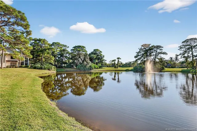 $439,000 | 6404 Southeast Brandywine Court, Unit 201, Stuart, FL 34997