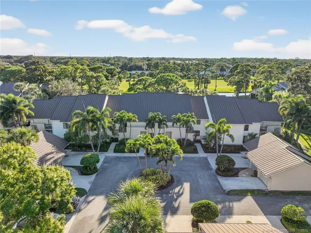 $439,000 | 6404 Southeast Brandywine Court, Unit 201, Stuart, FL 34997