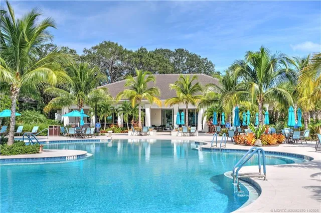 $439,000 | 6404 Southeast Brandywine Court, Unit 201, Stuart, FL 34997