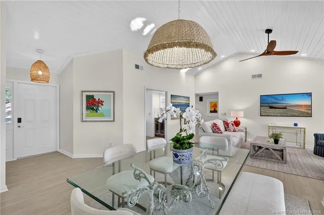 $439,000 | 6404 Southeast Brandywine Court, Unit 201, Stuart, FL 34997