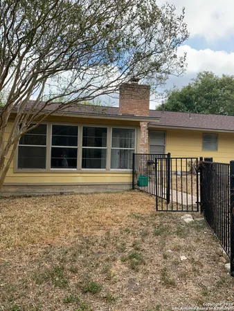$1,750 | 13915 Anchorage Hill Drive, San Antonio, TX 78217