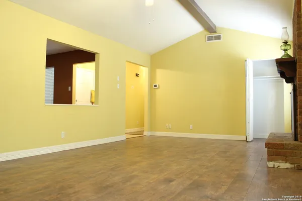 $1,750 | 13915 Anchorage Hill Drive, San Antonio, TX 78217
