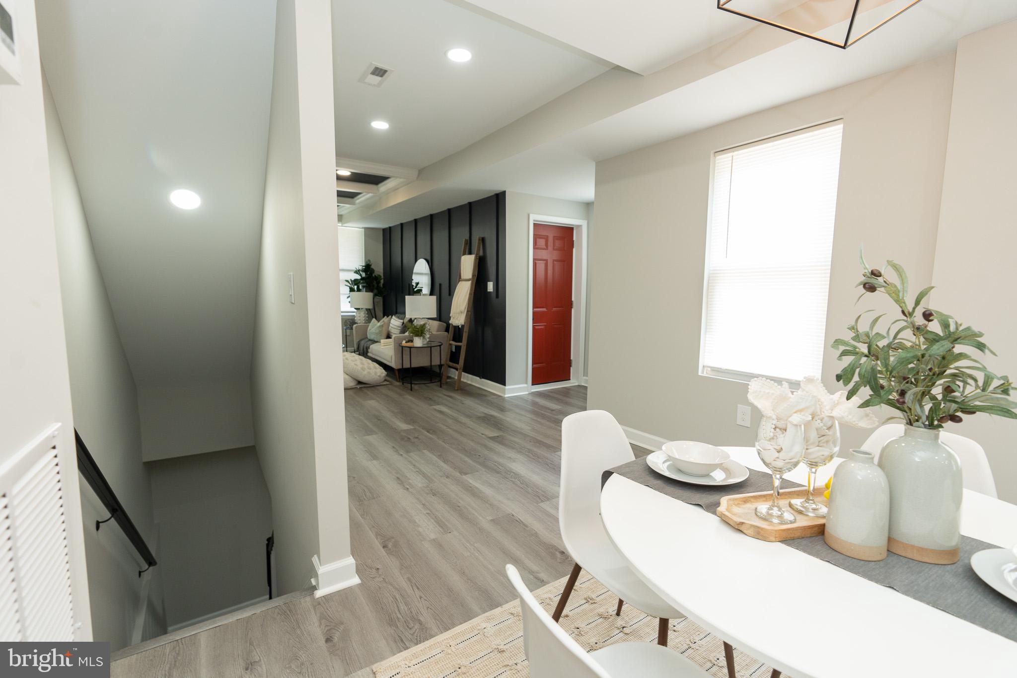 154 Collins Avenue Baltimore, MD 21229 - Photo 11 of 41