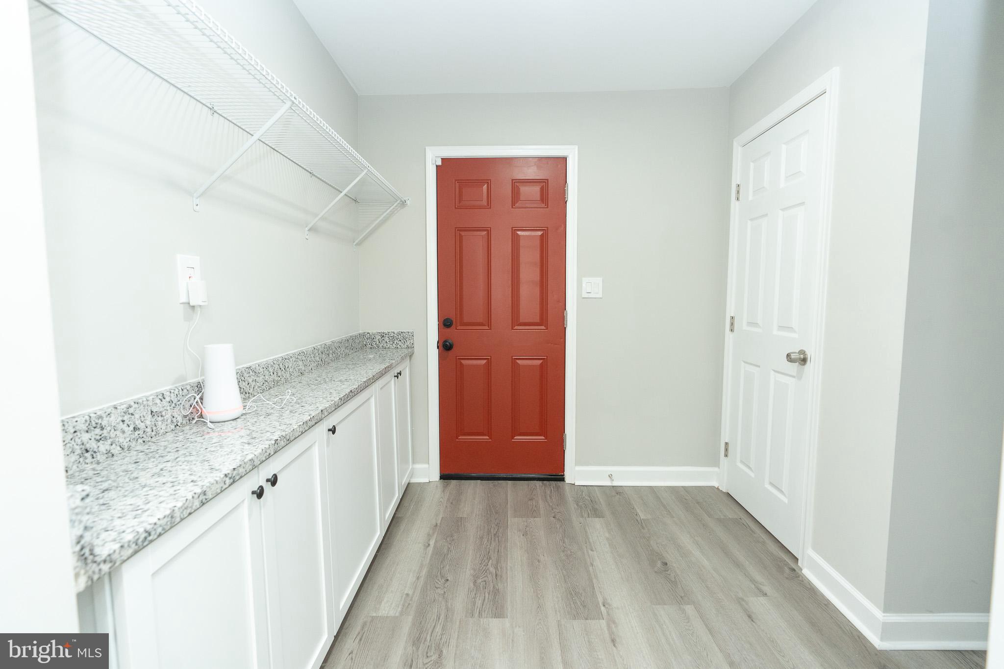 154 Collins Avenue Baltimore, MD 21229 - Photo 13 of 41