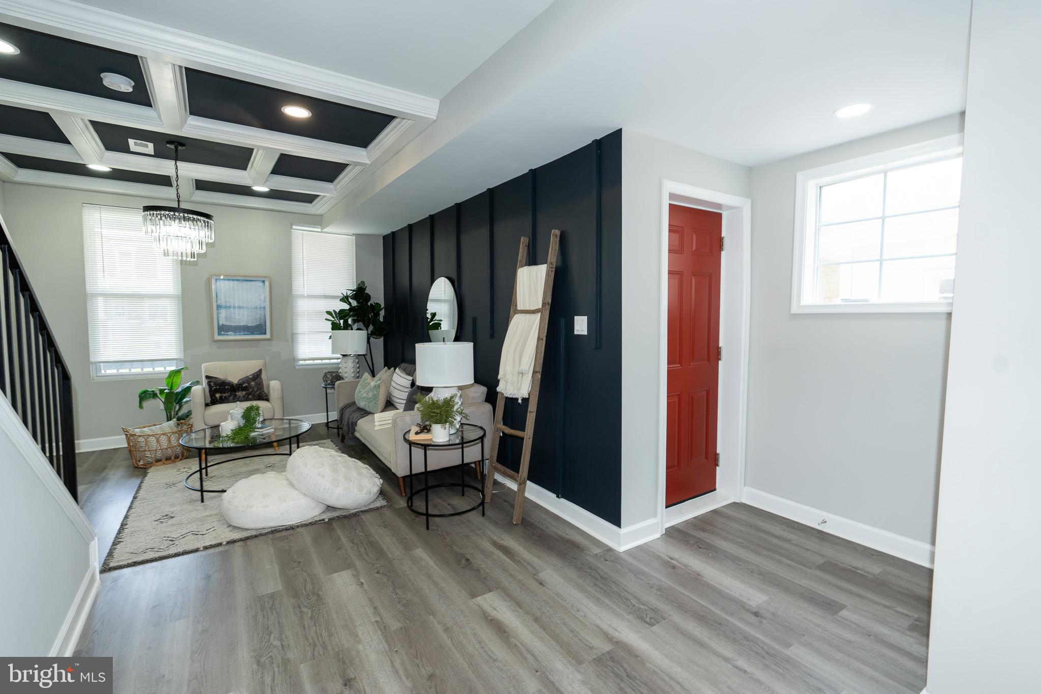 154 Collins Avenue Baltimore, MD 21229 - Photo 6 of 41
