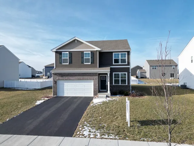 $425,000 | 2606 Seeley Street, Yorkville, IL 60560