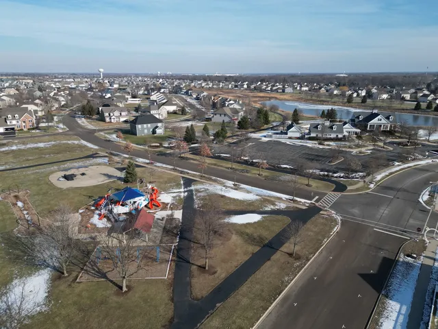 $425,000 | 2606 Seeley Street, Yorkville, IL 60560