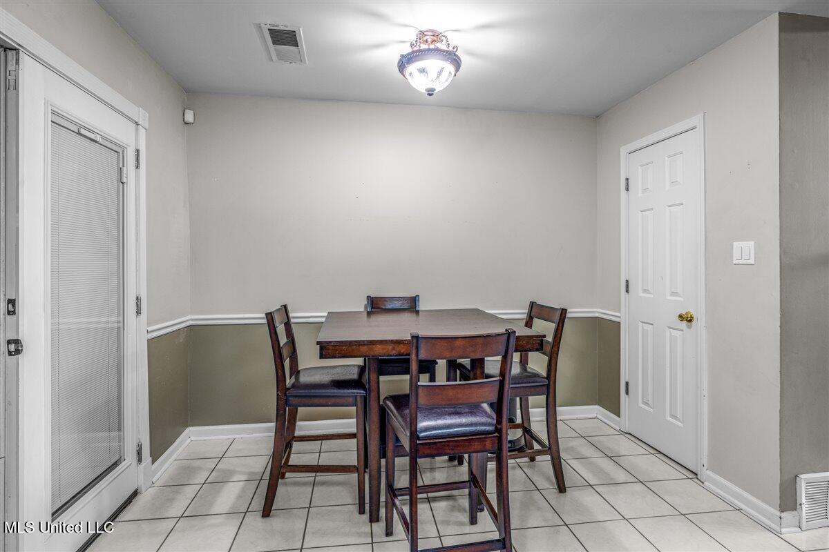 7255 Lucia Lane Walls, MS 38680 - Photo 6 of 24 IMG_9341