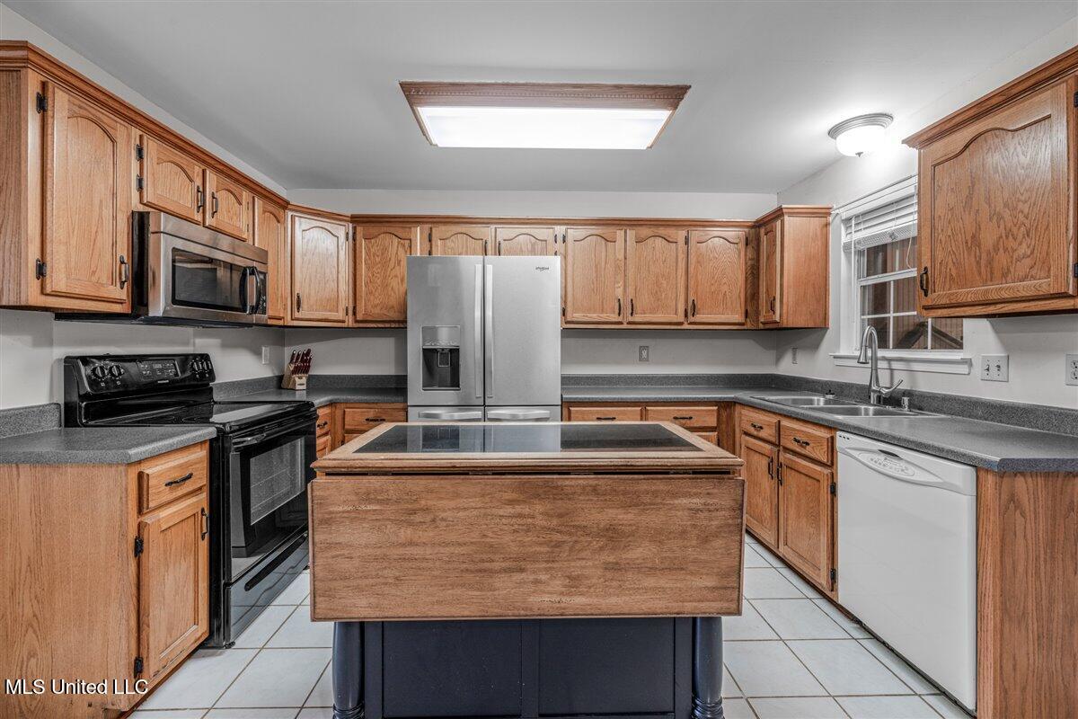 7255 Lucia Lane Walls, MS 38680 - Photo 8 of 24 IMG_9325