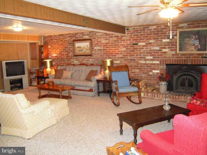 2715 Woodedge Road Silver Spring, MD 20906 - Photo 19 of 22 Huge Family Room with Fireplace