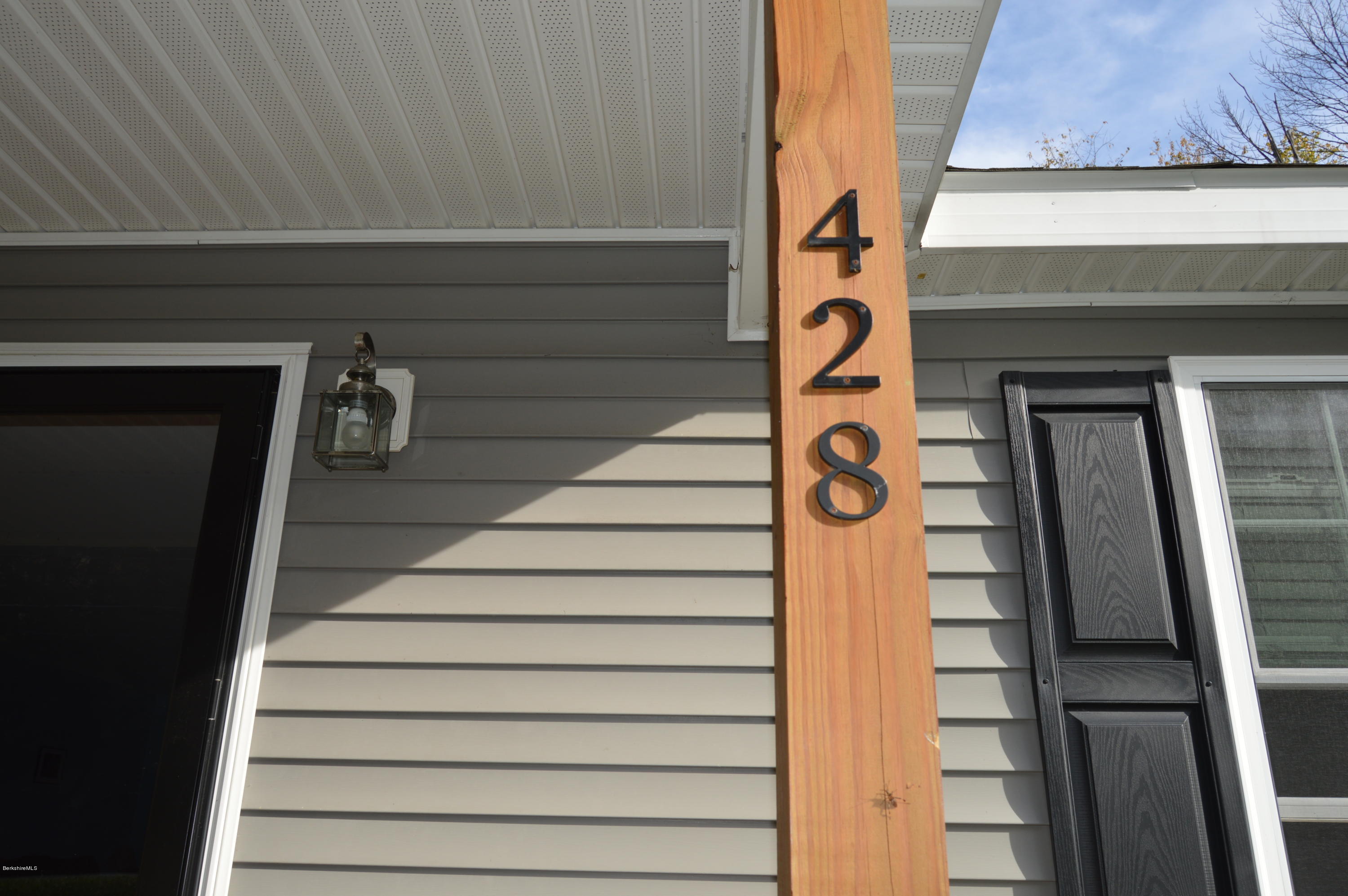 428 W Road Adams, MA 01220 - Photo 5 of 64 DSC_0072