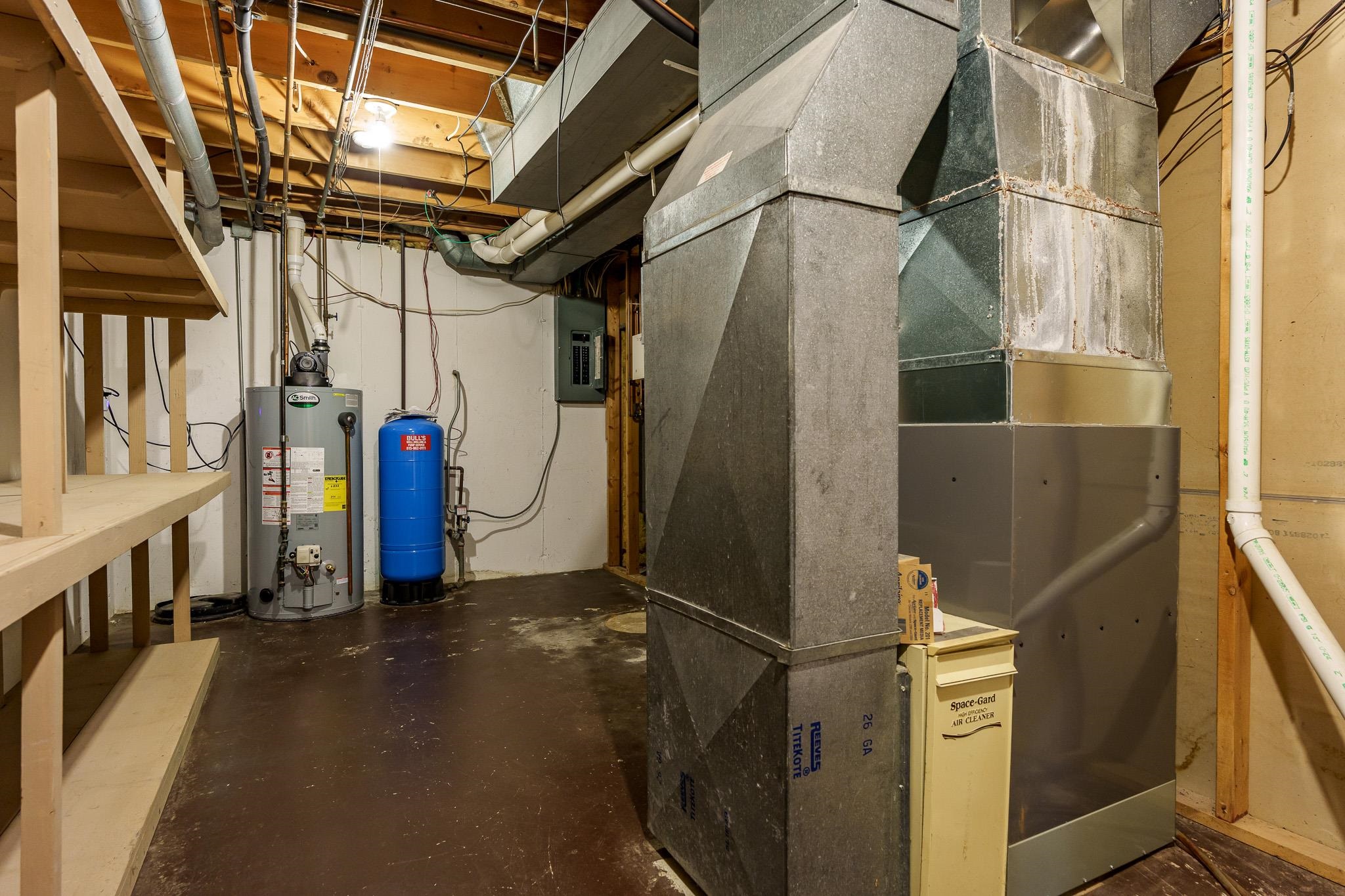 10245 Tybow Trail Roscoe, IL 61073 - Photo 53 of 63 a view of a water heater room