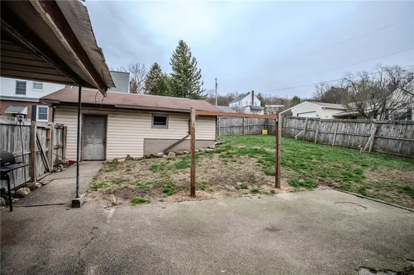 $99,000 | 601 East Washington Avenue, Connellsville, PA 15425