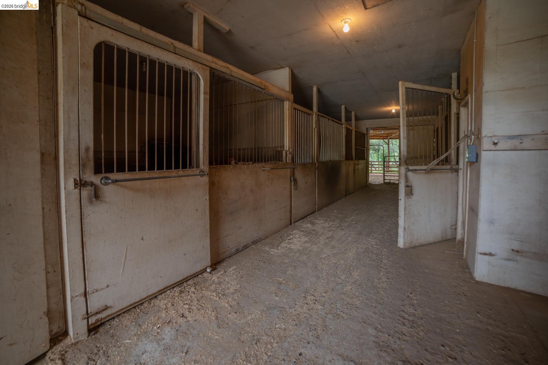 10420 North Airport Road Columbia, CA 95310 - Photo 26 of 54