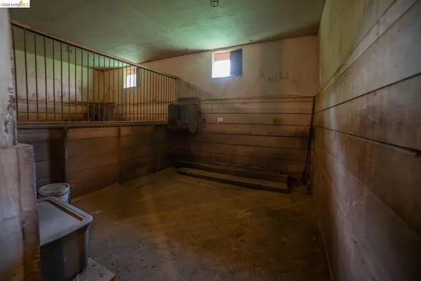 a view of walk in closet