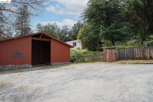 $675,000 | 10420 North Airport Road, Columbia, CA 95310