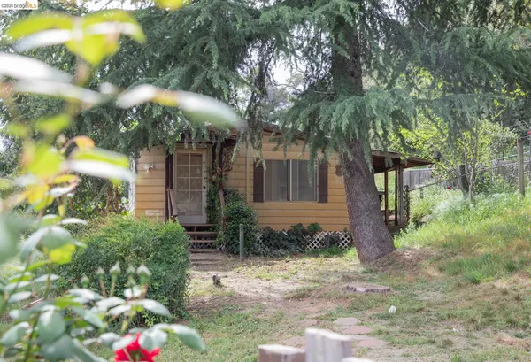 $675,000 | 10420 North Airport Road, Columbia, CA 95310