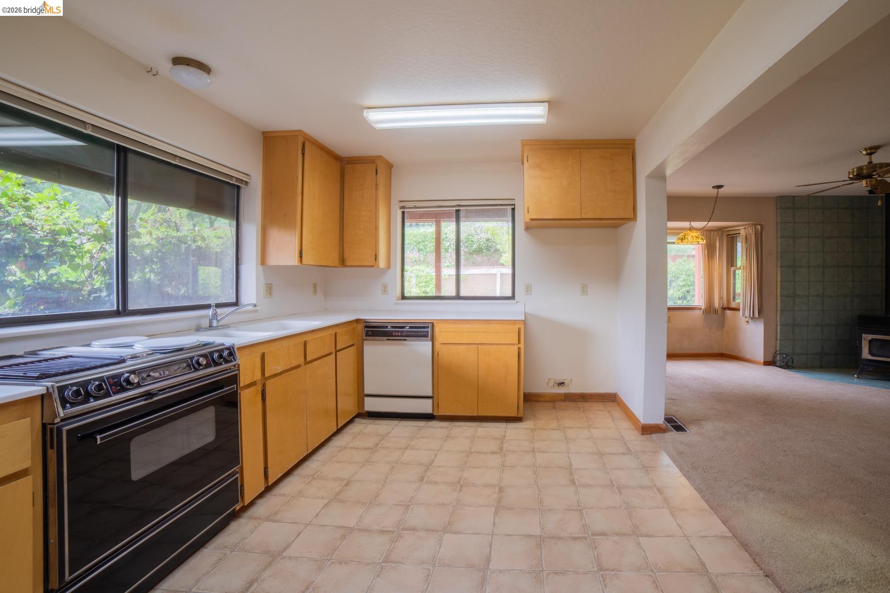 10420 North Airport Road Columbia, CA 95310 - Photo 6 of 54