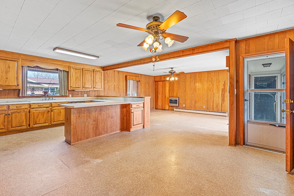 3 State Rd S-24-586 Ninety Six, SC 29666 - Photo 8 of 19 Gallery Image 8