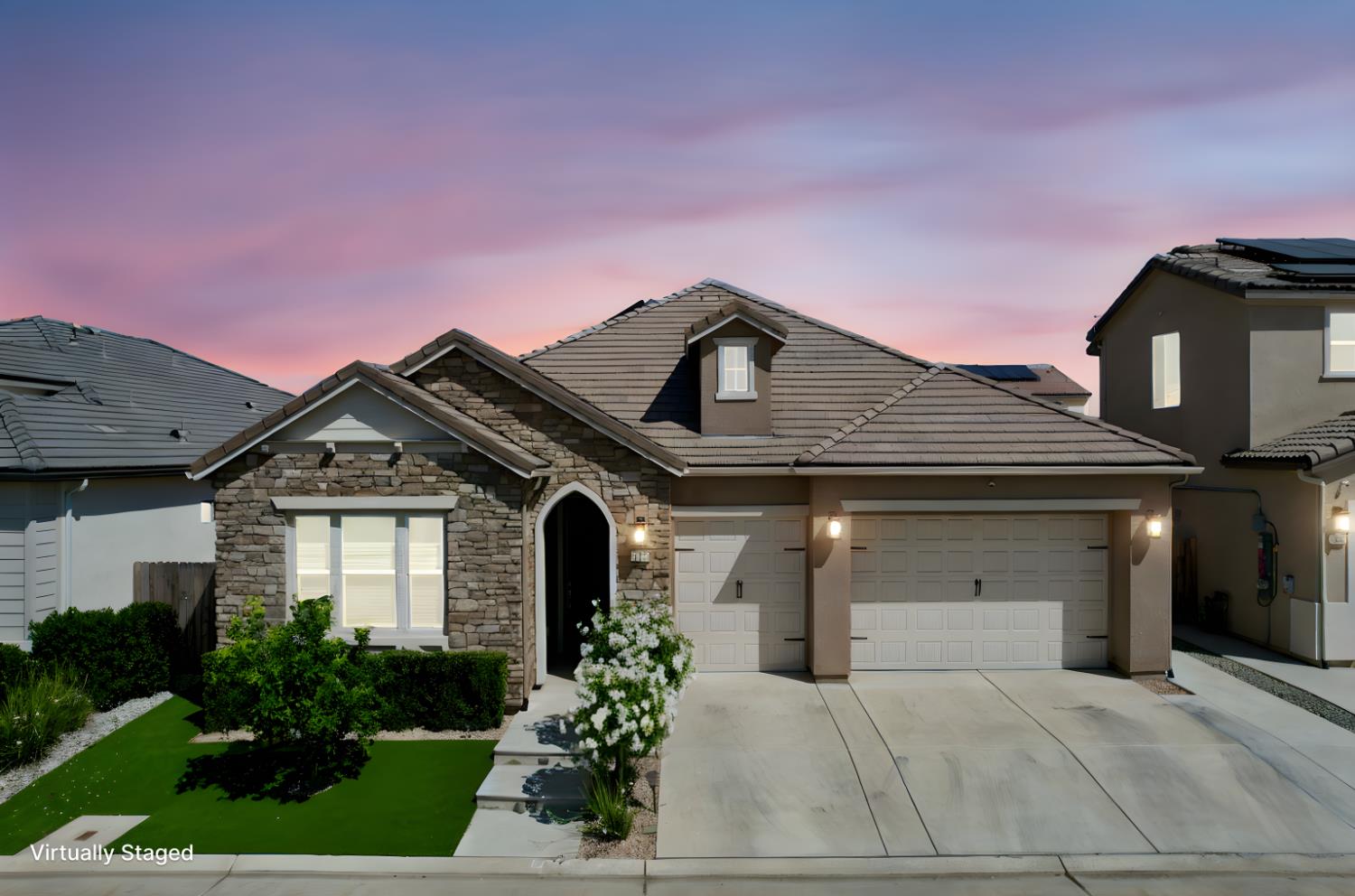445 Bloom Lane Clovis, CA 93619 - Photo 1 of 31
