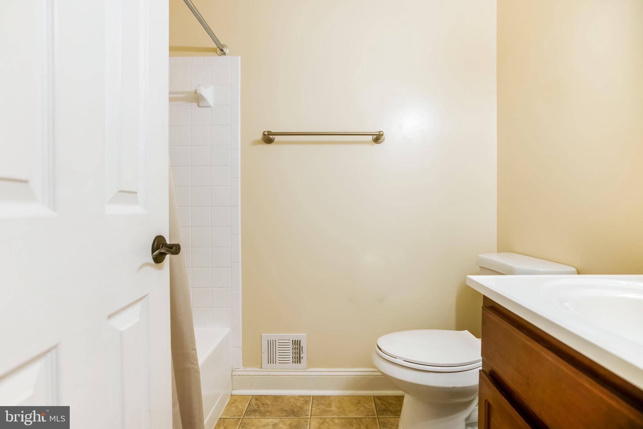 109 Kinsman View Circle Silver Spring, MD 20901 - Photo 32 of 49 Gallery Image 32