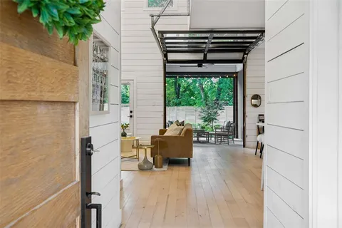 $899,000 | 3821 Oaklawn Drive, Fort Worth, TX 76107