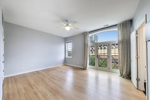$4,250 | 1347 West Washington Boulevard, Unit 4B, Chicago, IL 60607