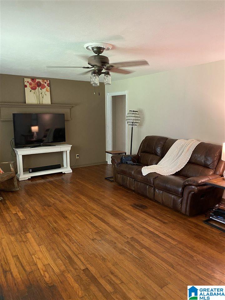 2704 Ross Road Bessemer, AL 35022 - Photo 5 of 16