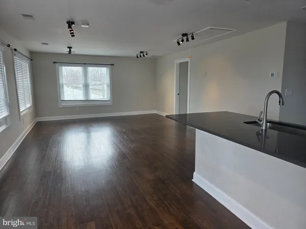 $2,000 | 5230 Breezy Point Road, Unit 203, Chesapeake Beach, MD 20732