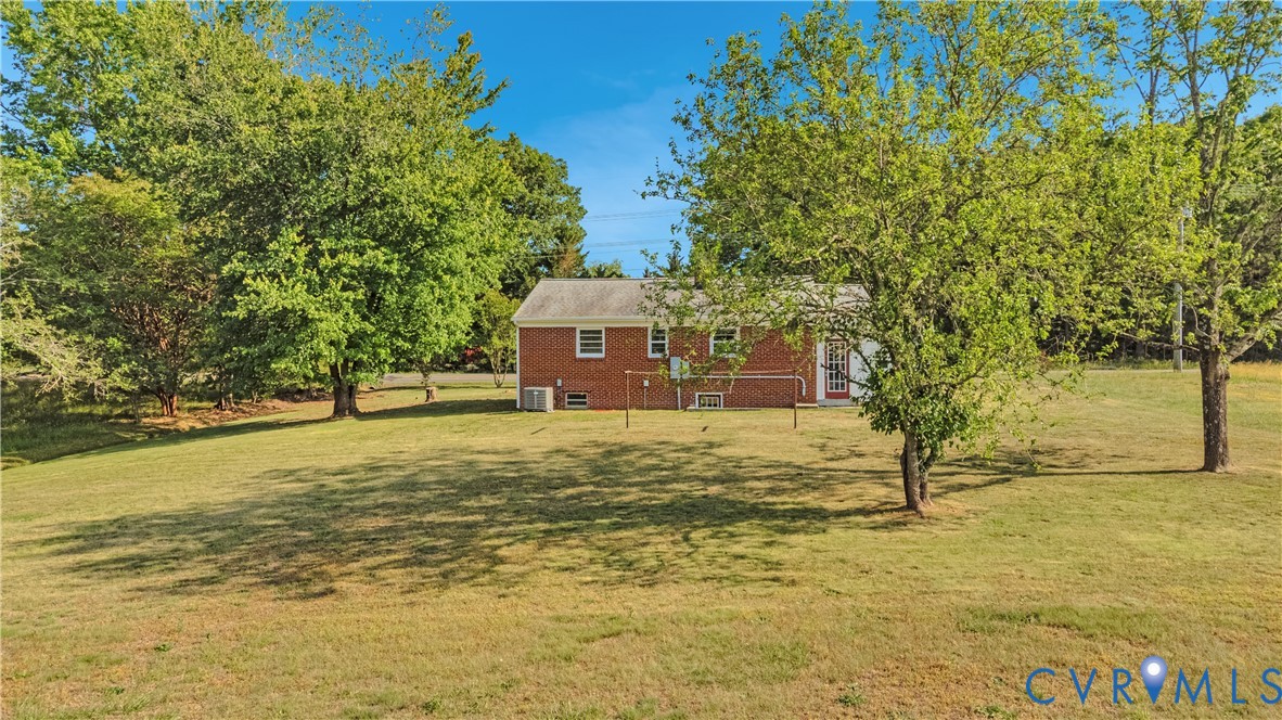 712 Fredericks Hall Road Bumpass, VA 23024 - Photo 39 of 46