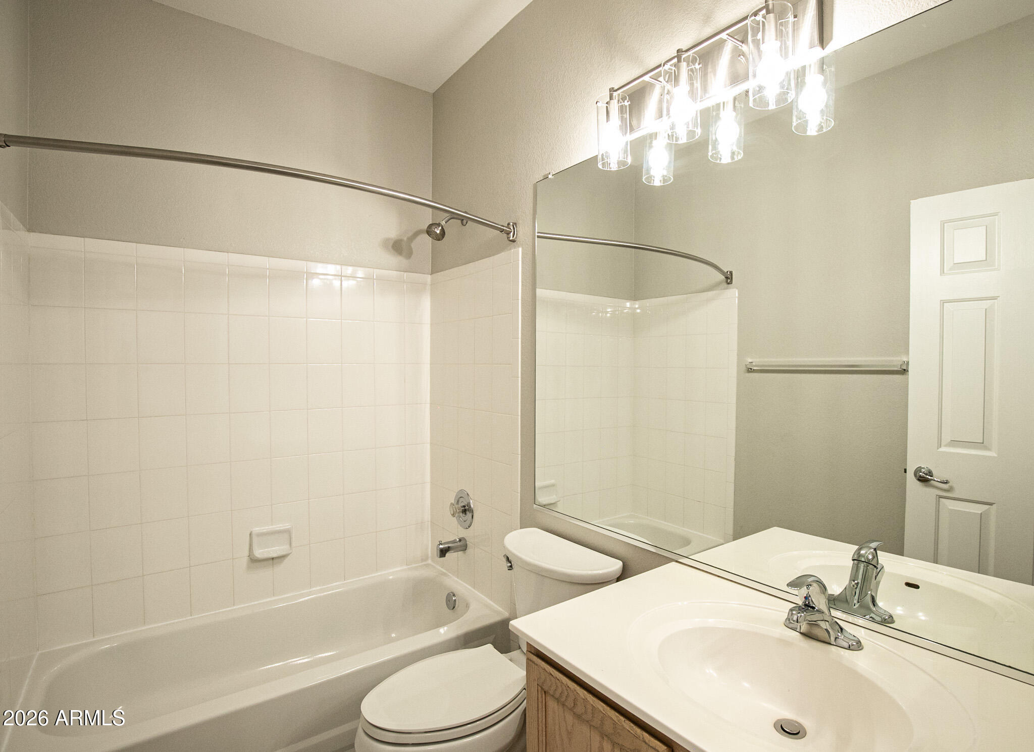 4414 East Dry Creek Road Phoenix, AZ 85044 - Photo 12 of 15 Bathroom 2