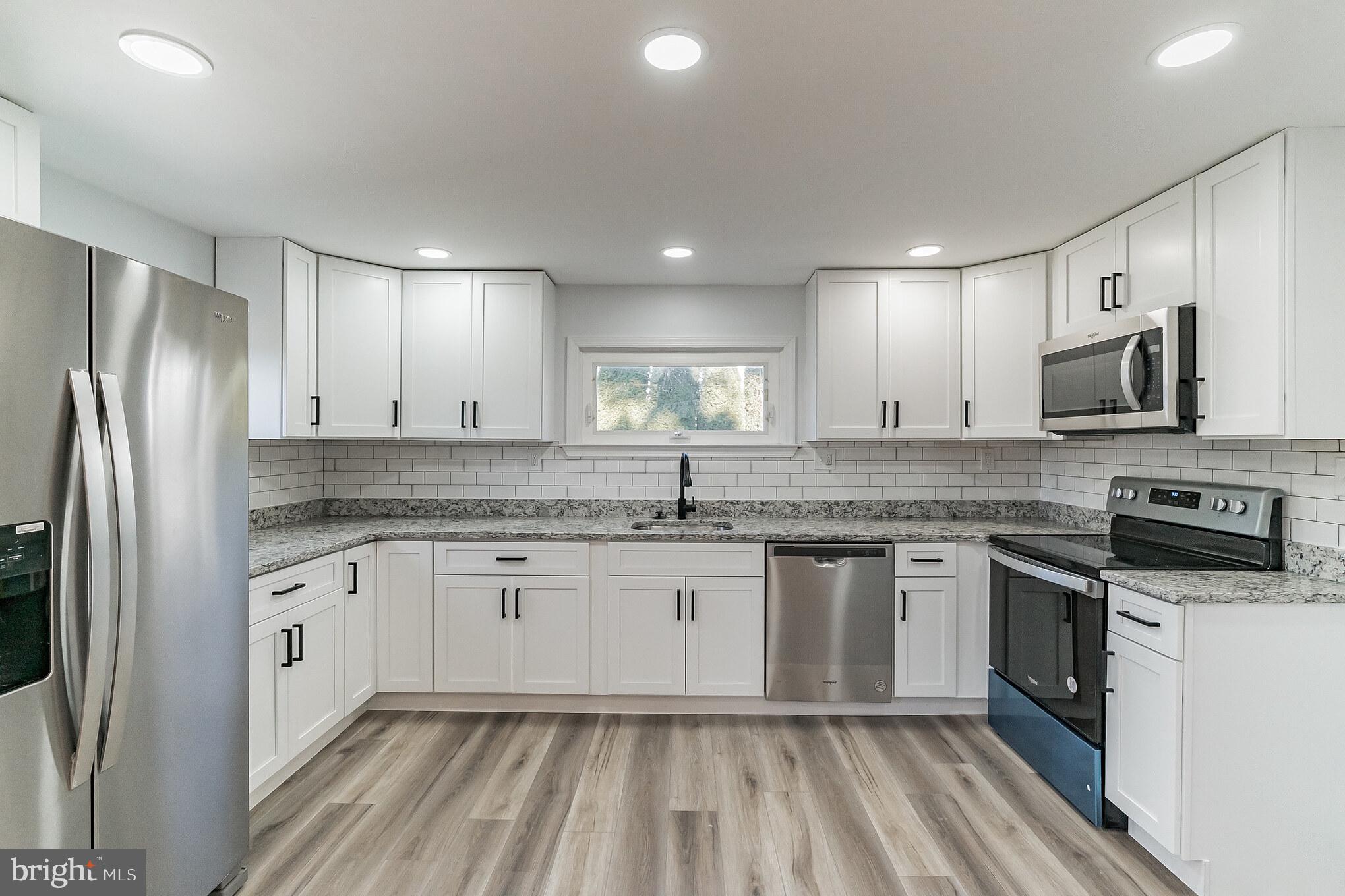 1800 Dutton Mill Road Aston, PA 19014 - Photo 21 of 38 New Kitchen!