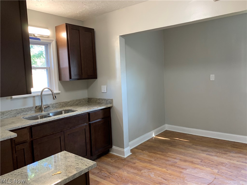 3390 Sylvanhurst Road Cleveland Heights, OH 44112 - Photo 9 of 16