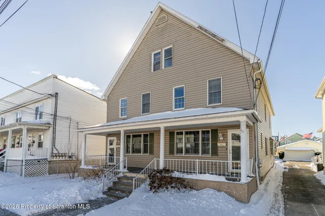 $400,000 | 112 East Grove Street, Taylor, PA 18517