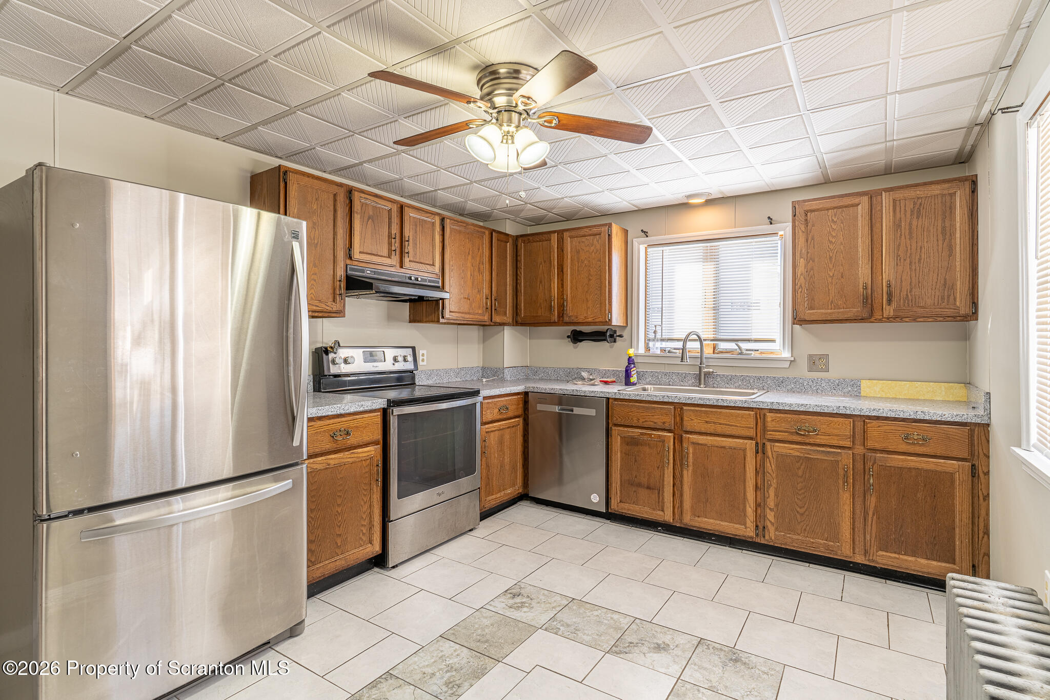 112 East Grove Street Taylor, PA 18517 - Photo 5 of 59 PSU01173-HDR