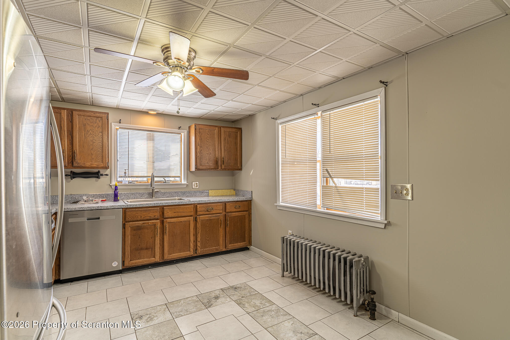 112 East Grove Street Taylor, PA 18517 - Photo 6 of 59 PSU01168-HDR