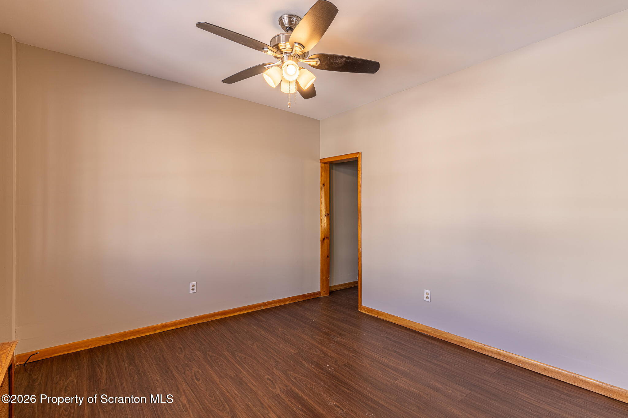 112 East Grove Street Taylor, PA 18517 - Photo 8 of 59 PSU01103-HDR