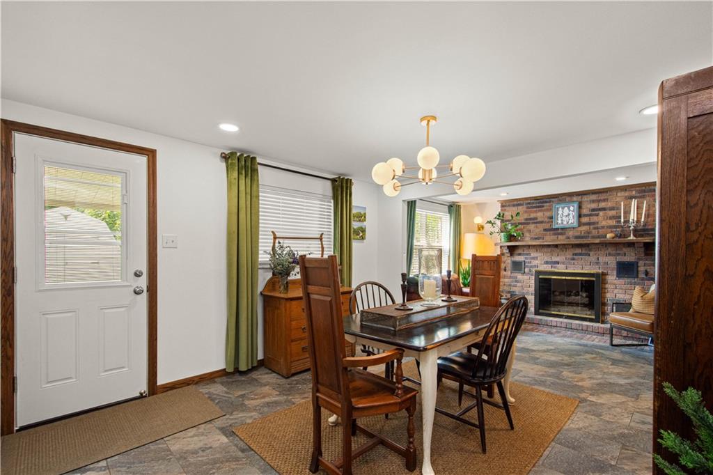 512 Highview Road Pittsburgh, PA 15234 - Photo 16 of 48