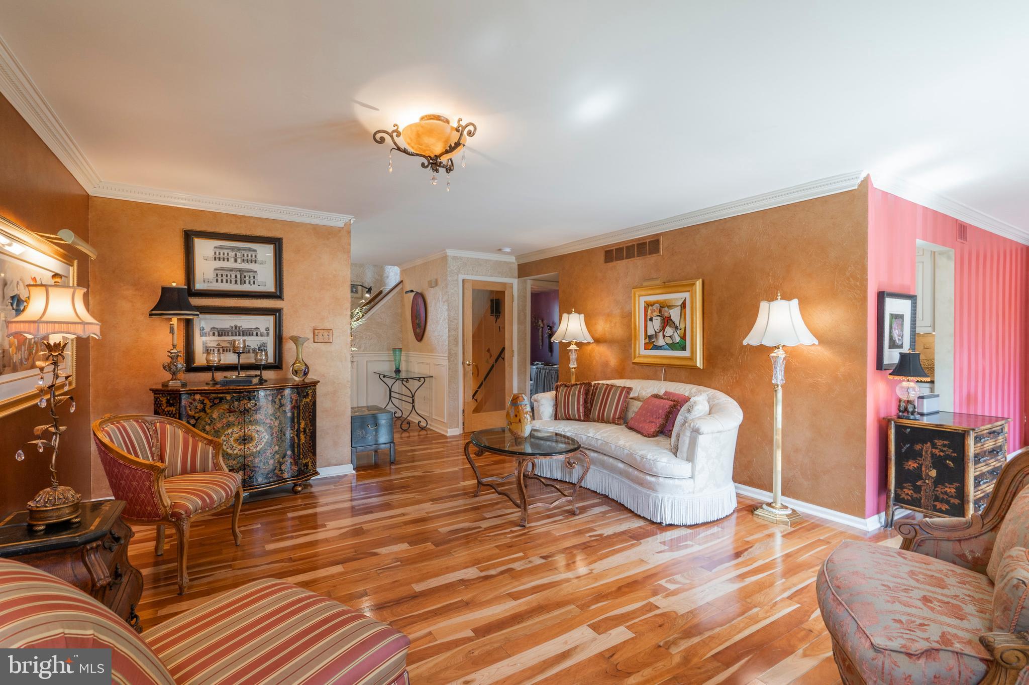 51 Harrison Road East West Chester, PA 19380 - Photo 5 of 27 Living Room
