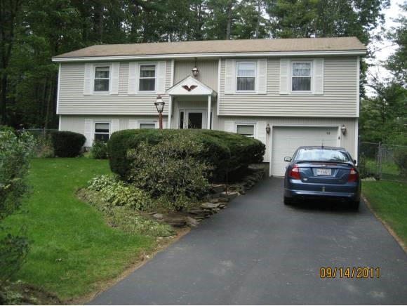 12 Thomas Street Rochester, NH 03867 - Photo 1 of 1