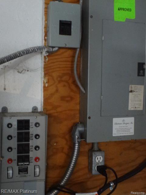 11910 Newman Road Brighton, MI 48114 - Photo 21 of 24 Updated Electric with Generator Hook-up