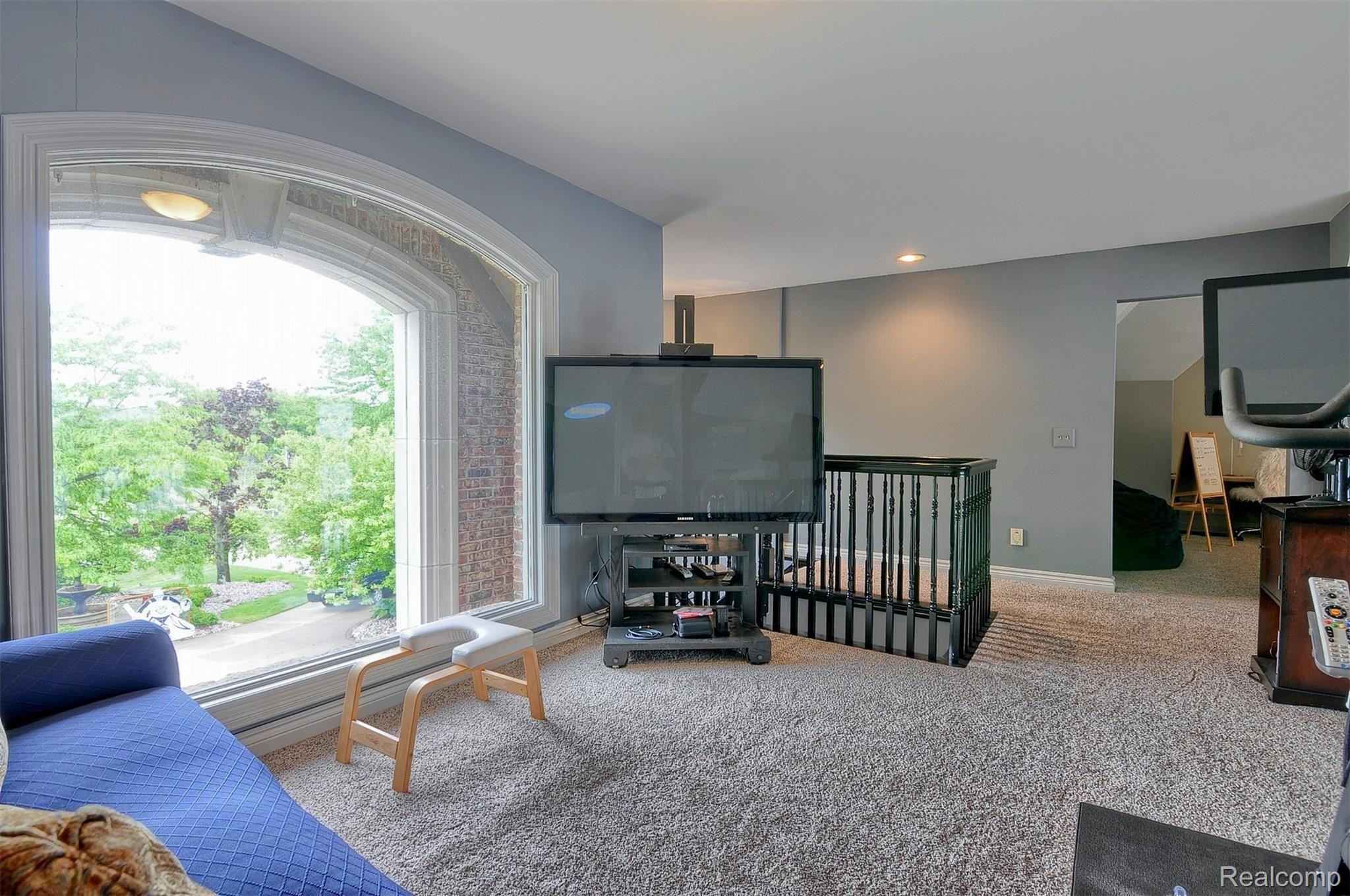 8311 Waumegah Road Clarkston, MI 48348 - Photo 31 of 61 33-Loft-2nd-View.jpg