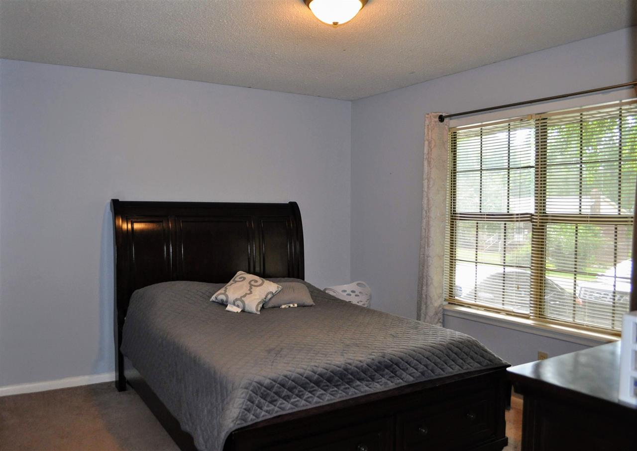 1105 South Limestone Street Gaffney, SC 29340 - Photo 5 of 12 Gallery Image 5